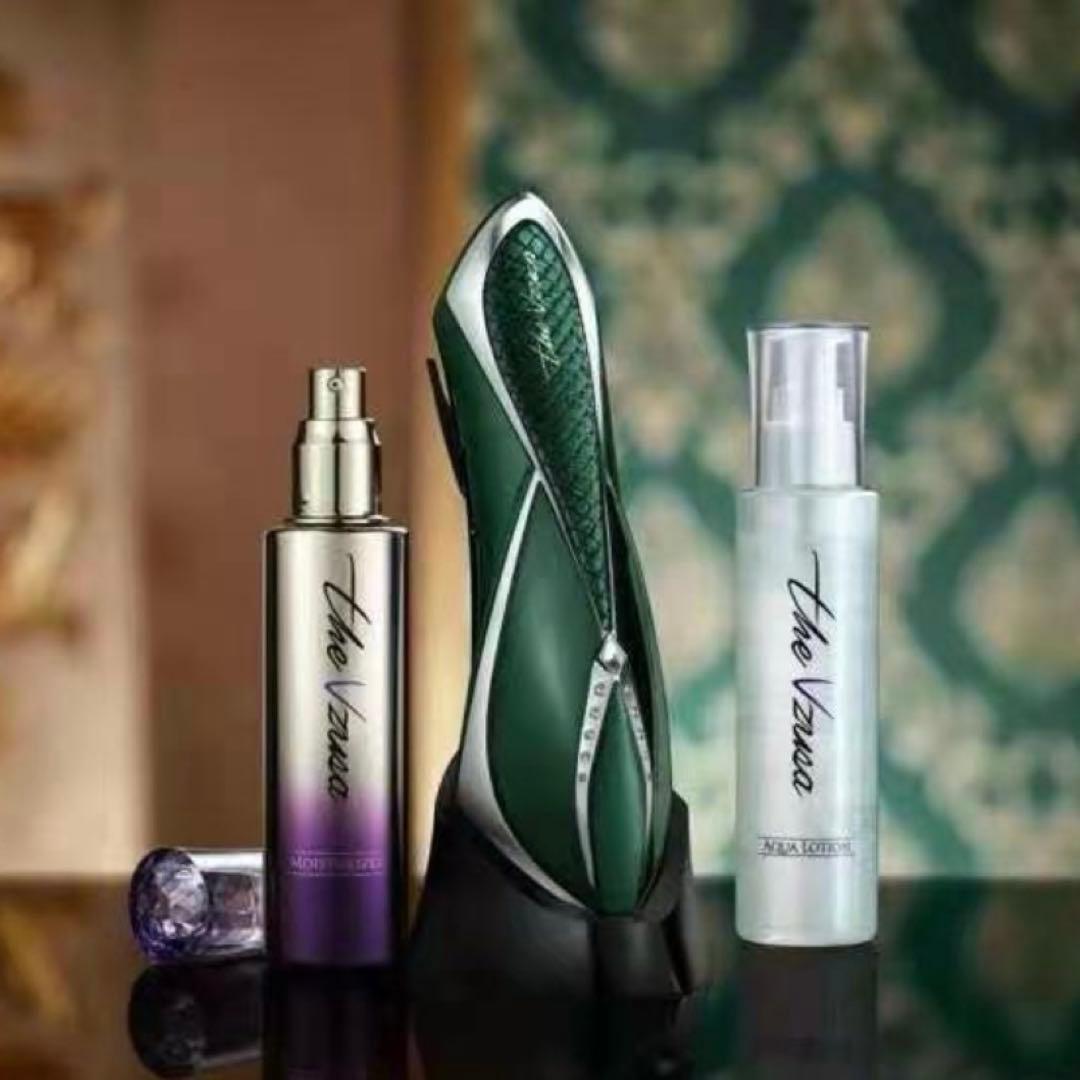 ARTISTIC＆CO The Vzusa（ザメデューサ）緑色 美顔器セット