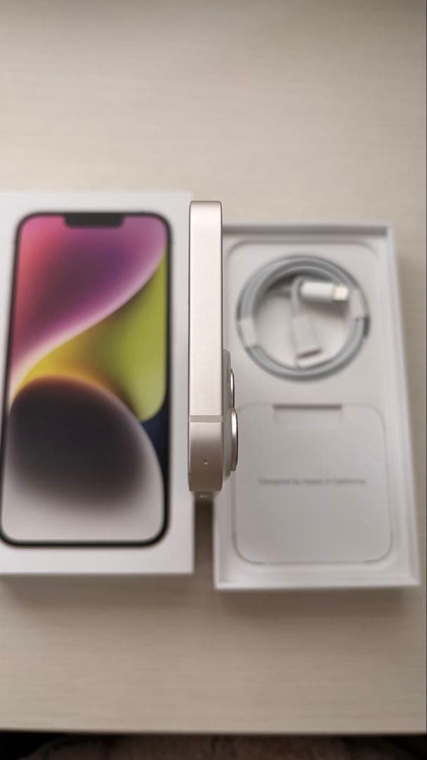 美品 iPhone14 スターライト 128G SIMフリー