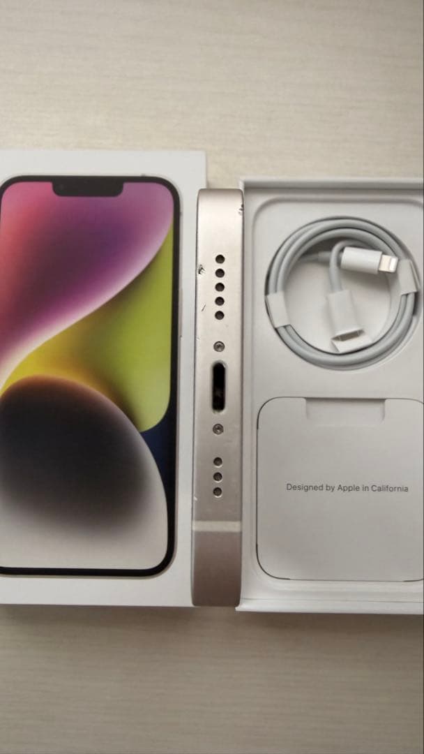 美品 iPhone14 スターライト 128G SIMフリー