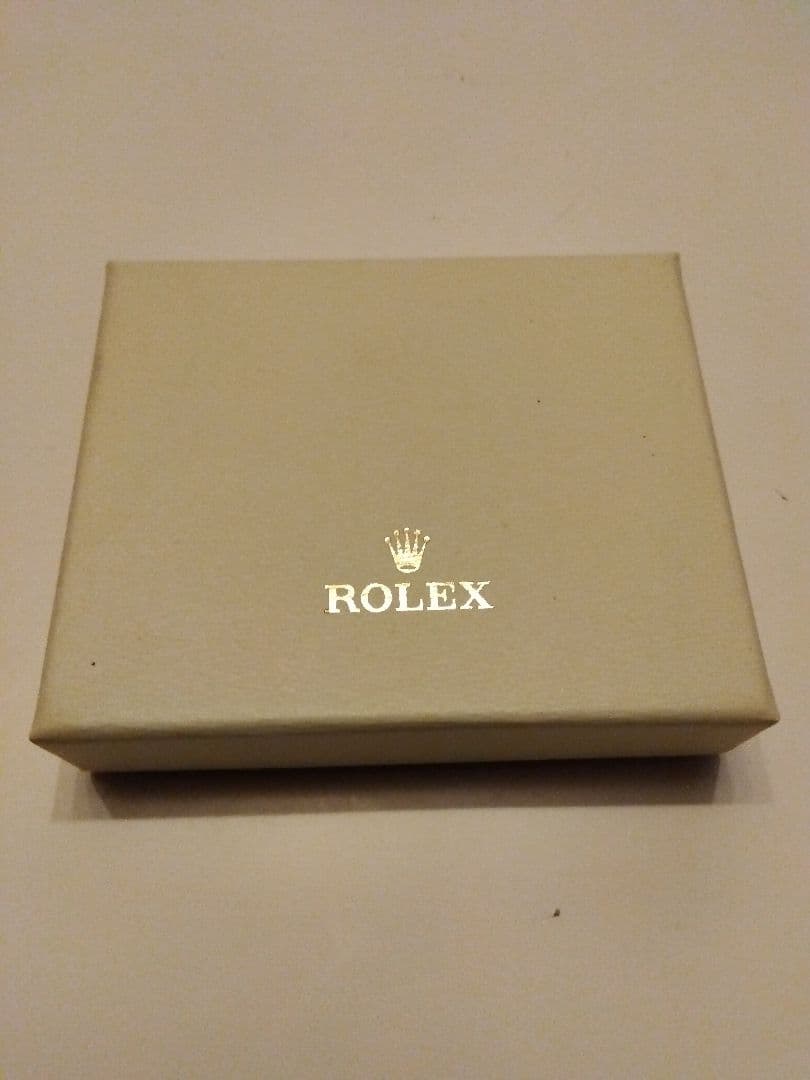 ROLEX ノベルティ　レザー製ケース ハンカチセット