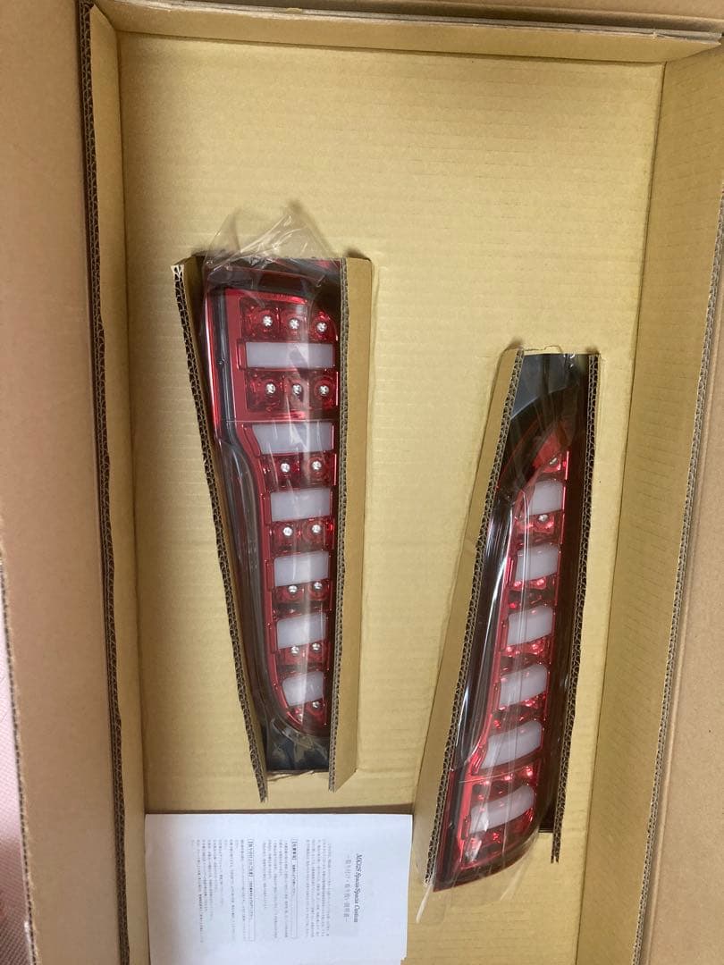 スペーシア　社外テールランプ　ライツ　新品