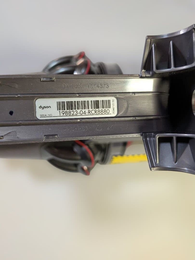 ie880　60分　ダイソン　コードレス　SV12　稼働品　分解洗浄済　動作保証