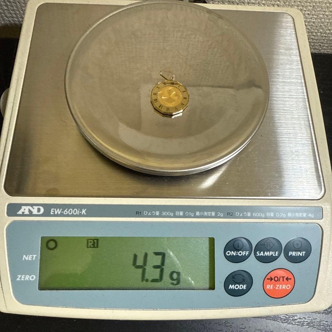 K18YG イルジョンデザイン　ペンダントトップ　ユニセックス　総重量4.3g