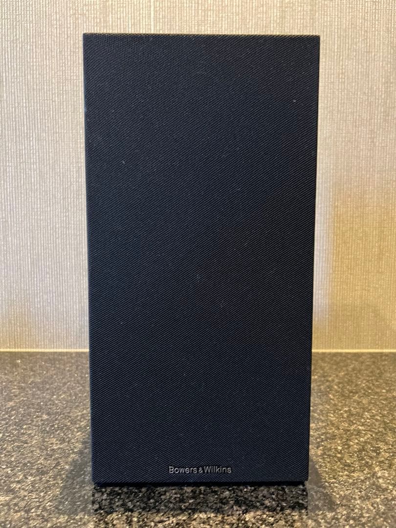 Bowers & Wilkins スピーカー２本