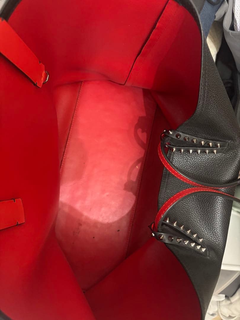 Christian Louboutin Cabata（カバタ）トート 系