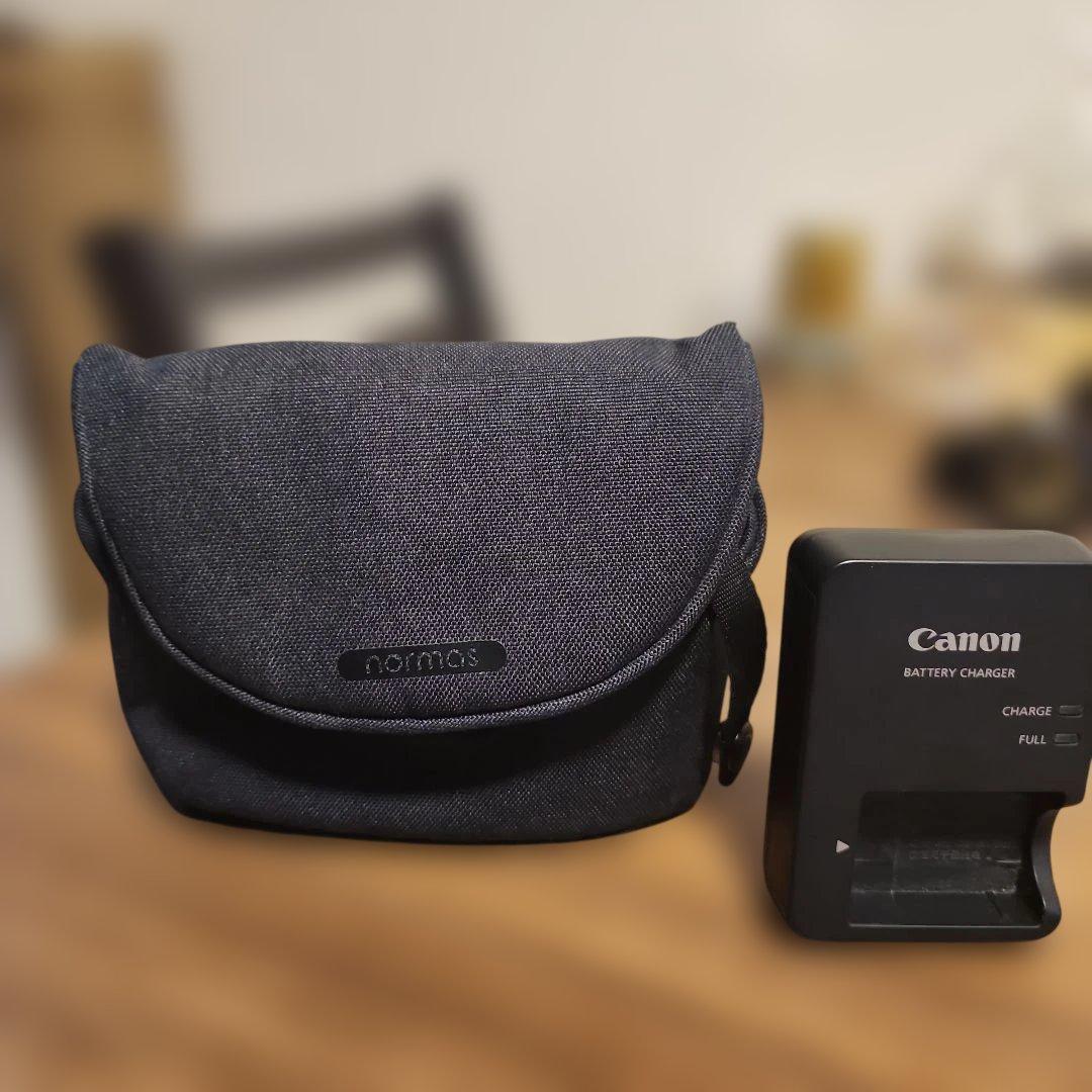 り*ん様 Canon PowerShot G7X Mark II 本体と充電器バ