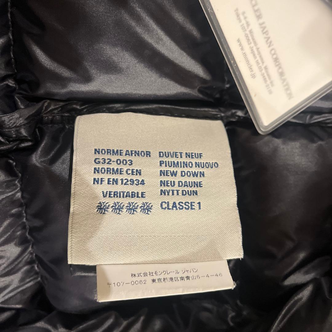 モンクレール ショート　ダウン