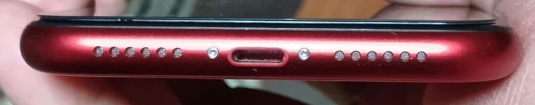 【本体のみ】iPhone 11 64GB Red（au→SIMフリー）