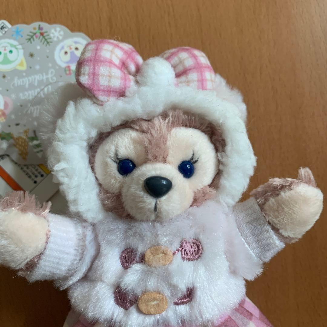 ウィンターホリデー　ぬいぐるみバッジ　ダッフィー シェリーメイ　タグ付き　値札付