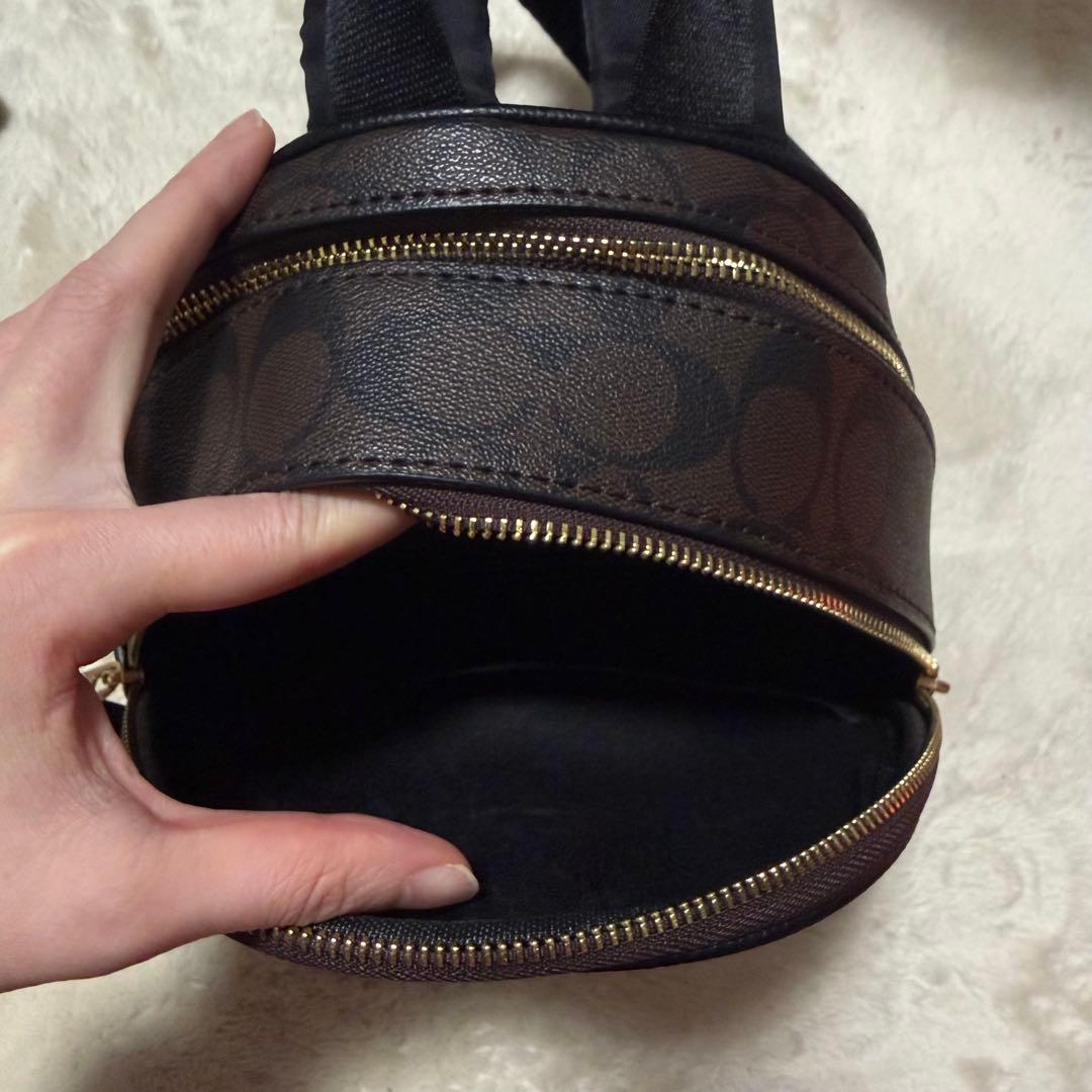 1月売り切りCOACH ブラックレザーリュック バックパック