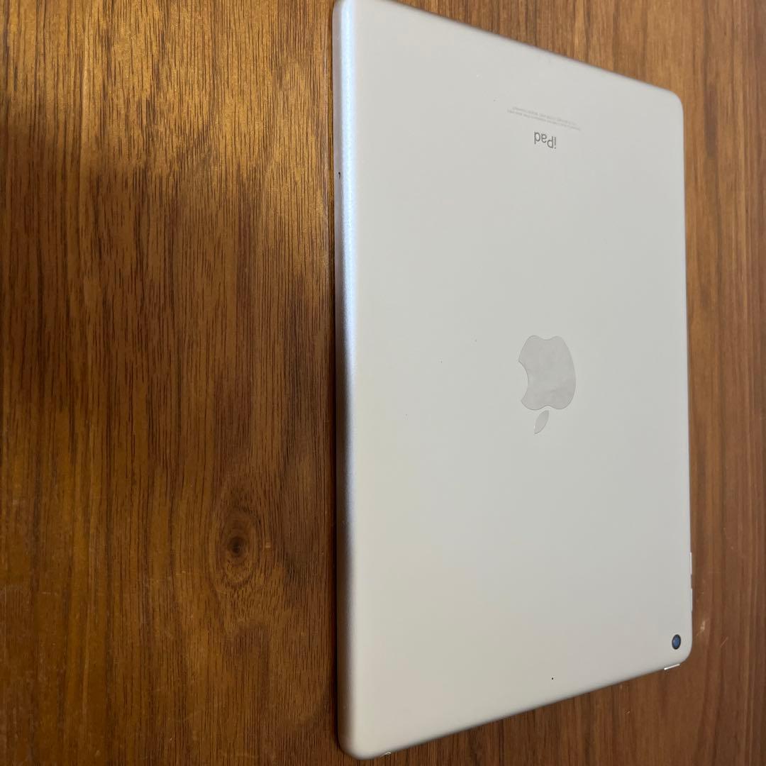 iPad 第5世代 Wi-Fiモデル　128GB
