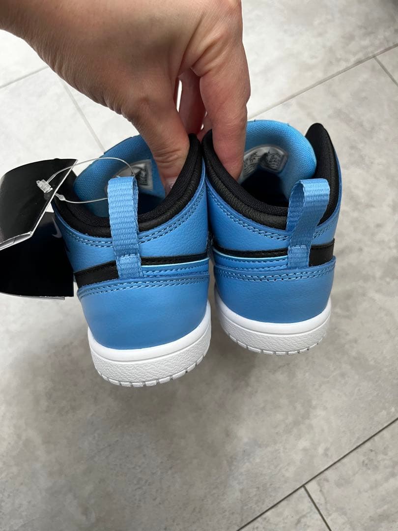 SKYJORDAN スニーカー 青/黒 ハイカット