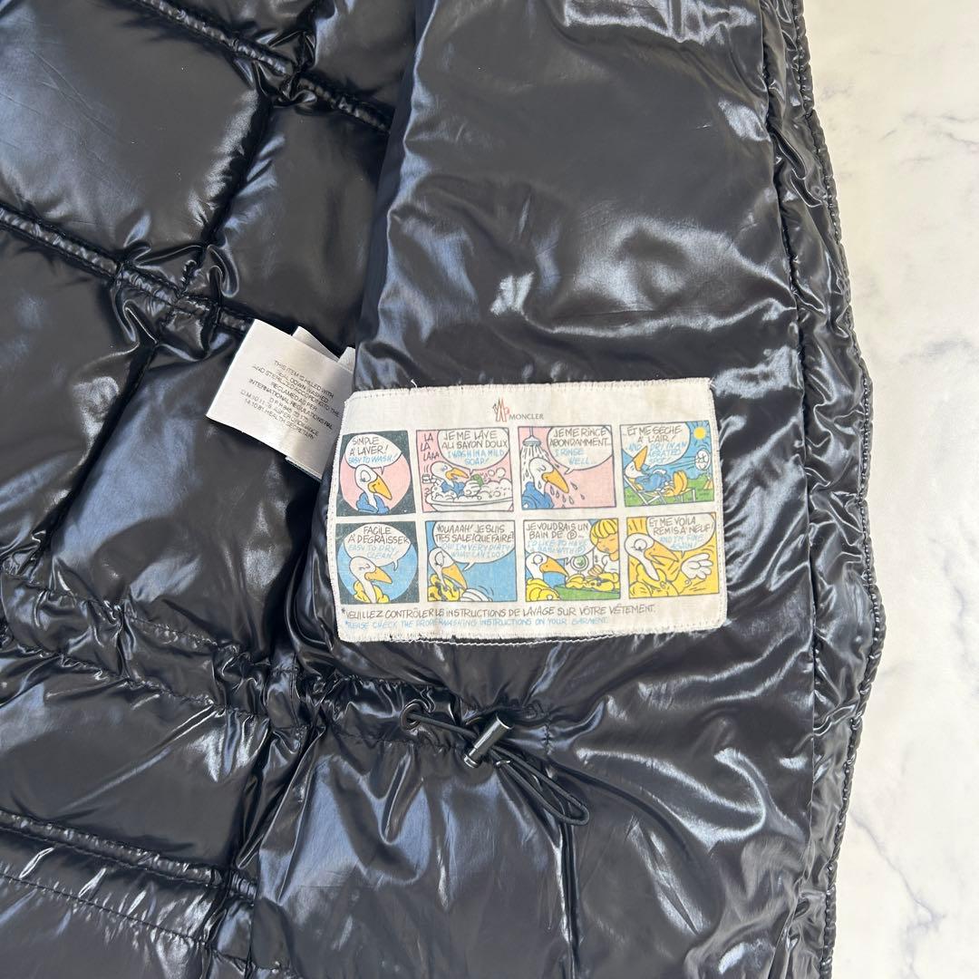 r 希少 モンクレール ダウンジャケット ワッペン ウエストシェイプ