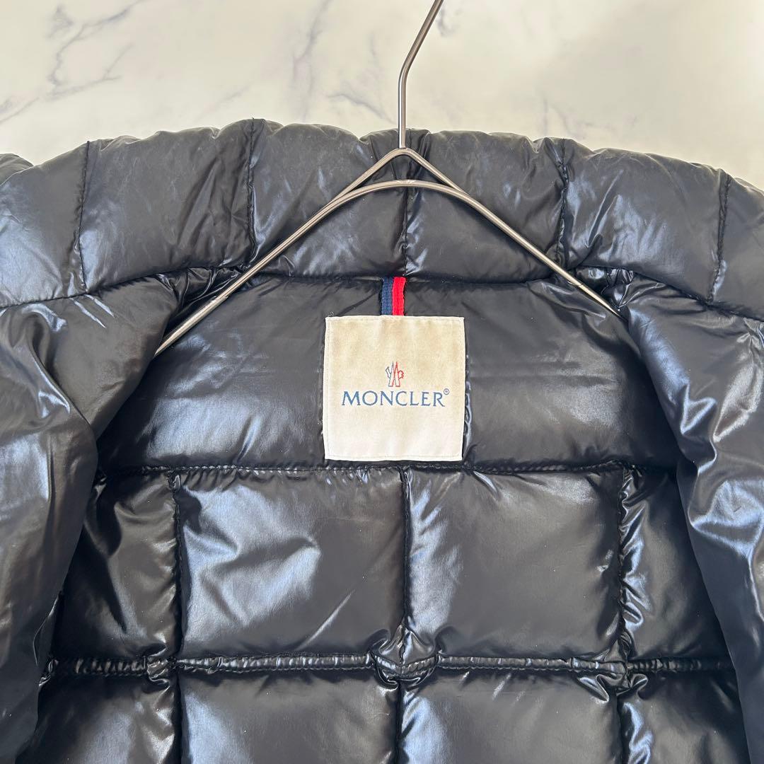 r 希少 モンクレール ダウンジャケット ワッペン ウエストシェイプ
