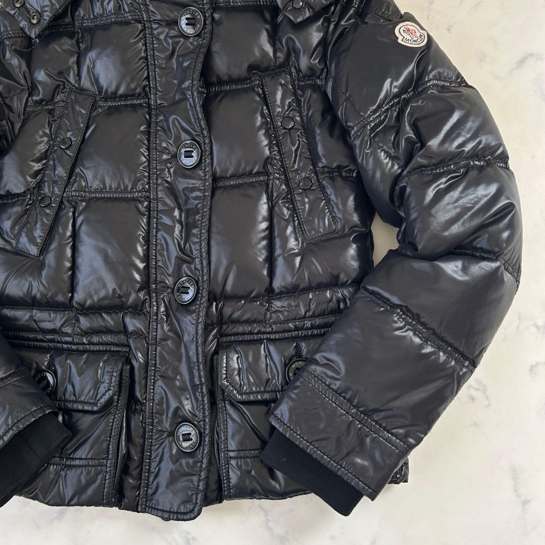 r 希少 モンクレール ダウンジャケット ワッペン ウエストシェイプ