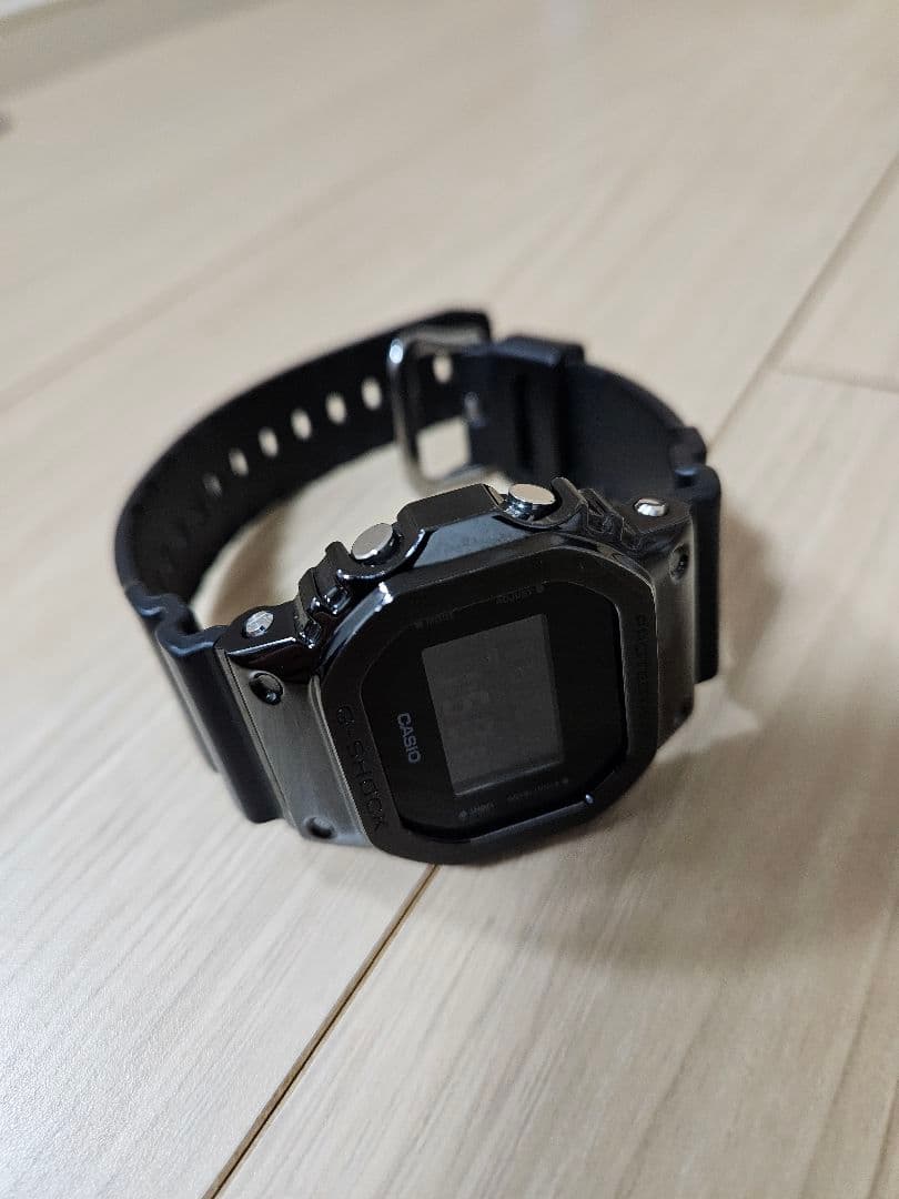 Gショック GM-5600B