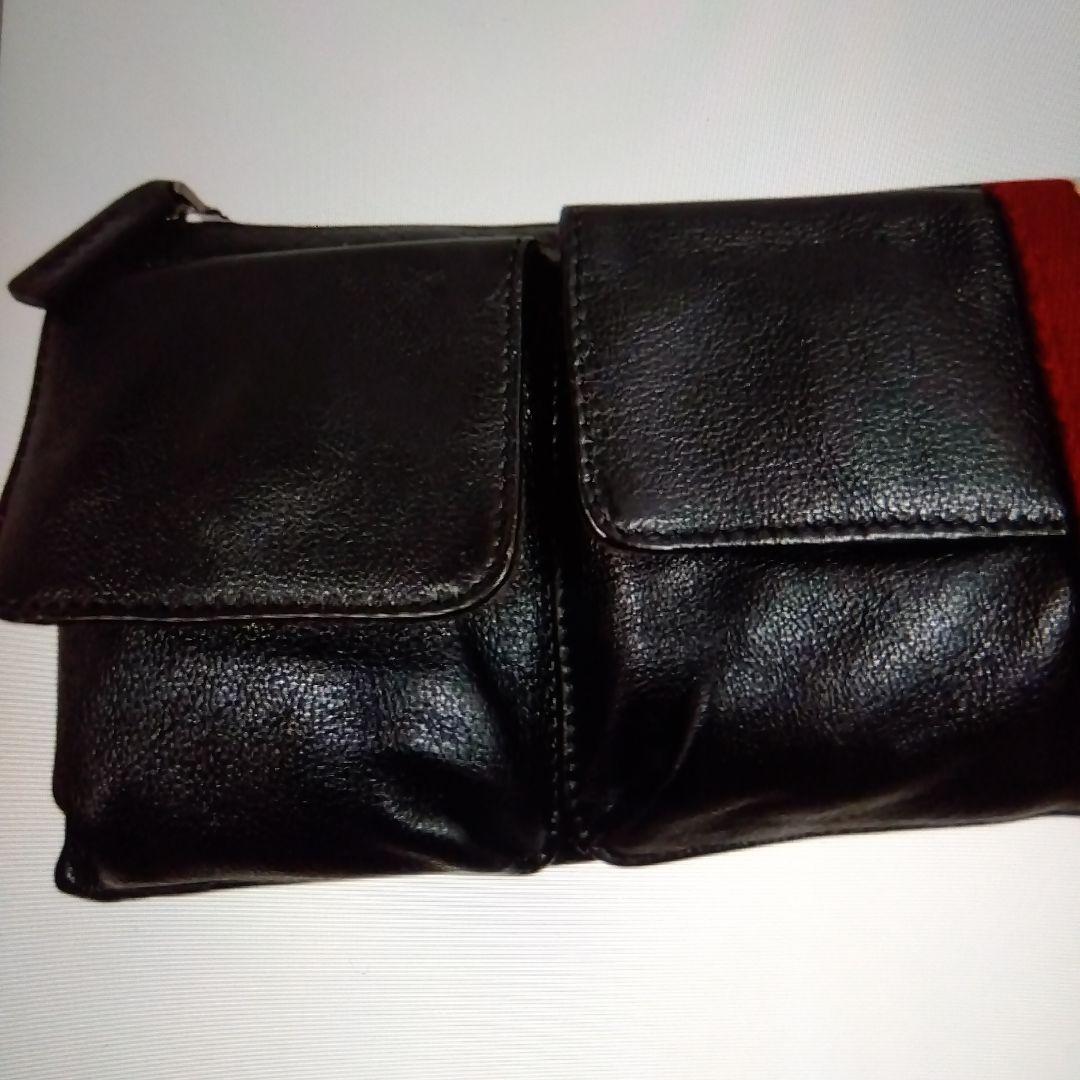 BALLY ボディバッグ コンパクト 黒