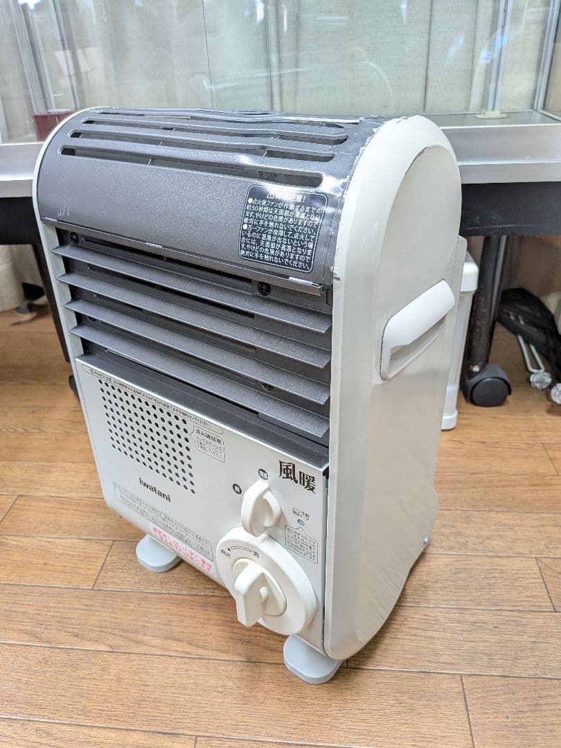 イワタニ風暖カセットガスファンヒーターCB-GFH-2動作確認済み防災他 暖房②