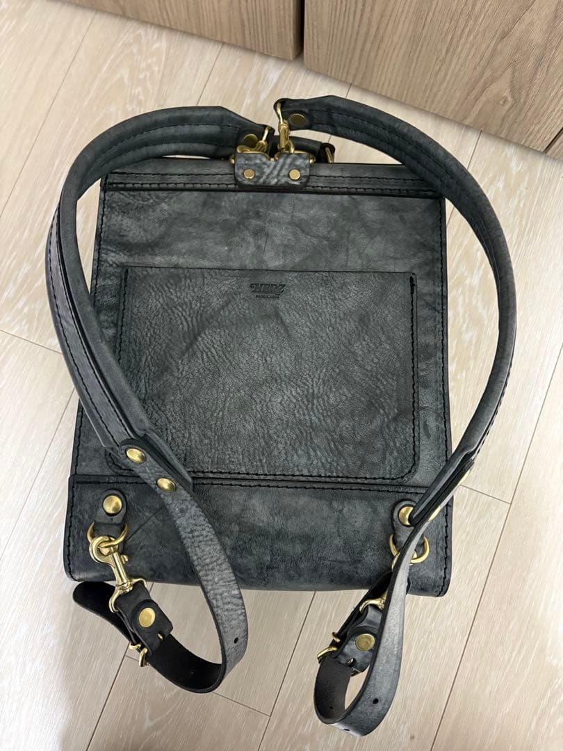 HERZ ヘルツ　ガロンリュック　限定色　アラスカブラック