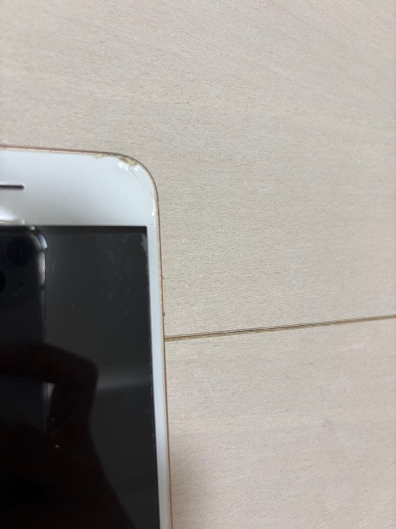 iPhone 8 Plus ゴールド 本体