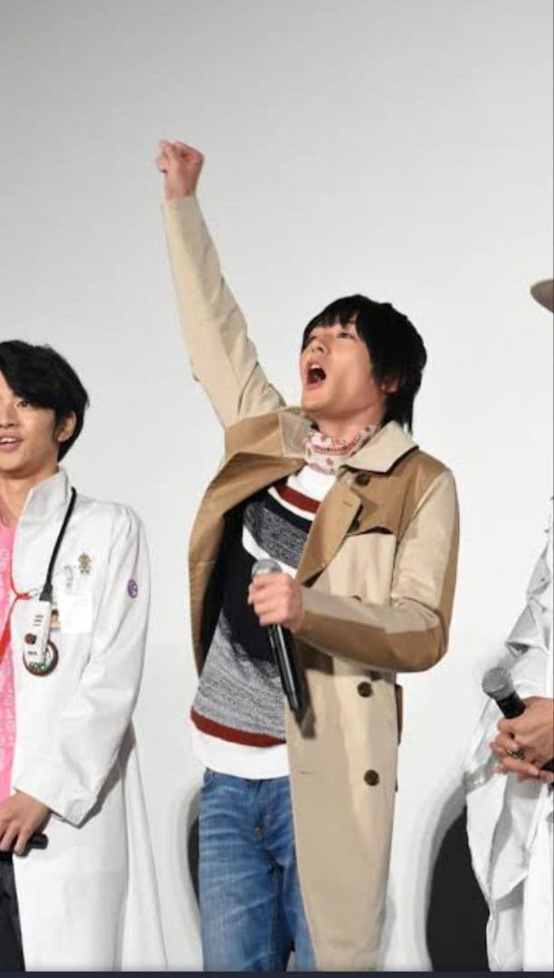 新品未開封　タグ付き　桐生戦兎　着用　衣装　トップス　ニット　Lサイズ