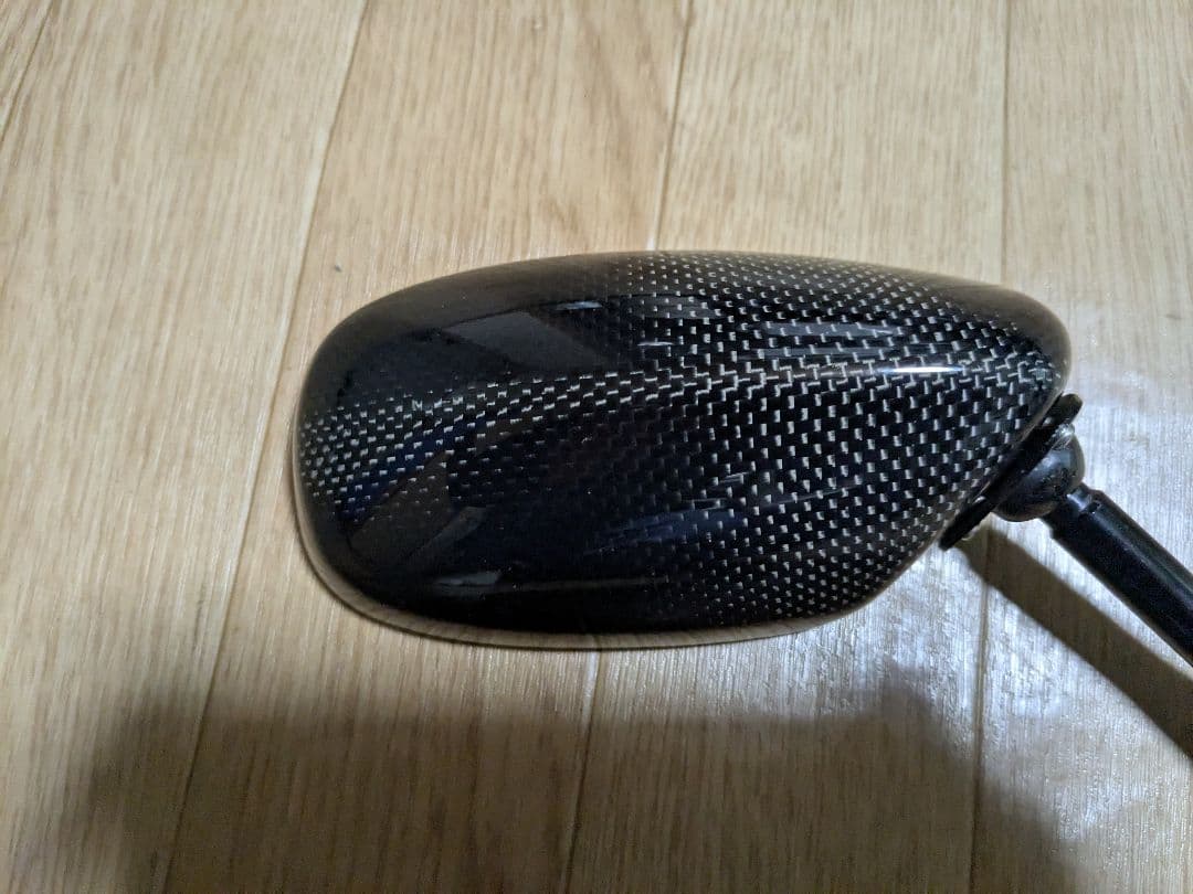 マジカルレーシング　カーボンミラー右のみ