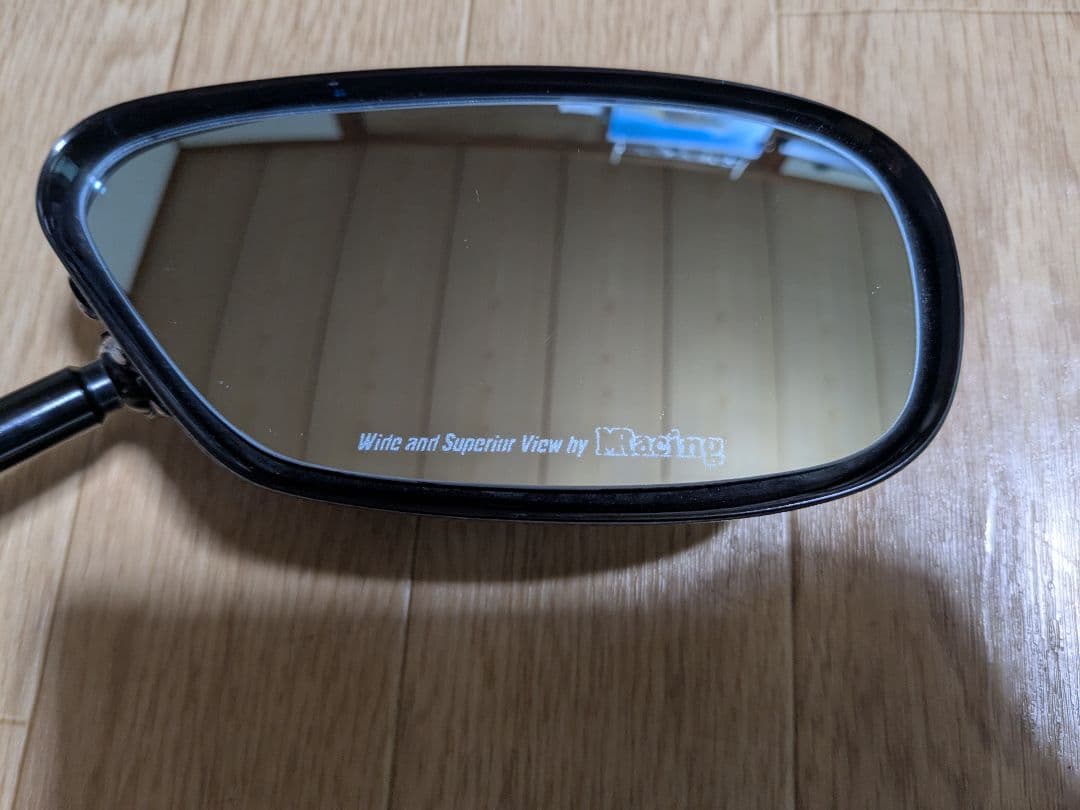マジカルレーシング　カーボンミラー右のみ