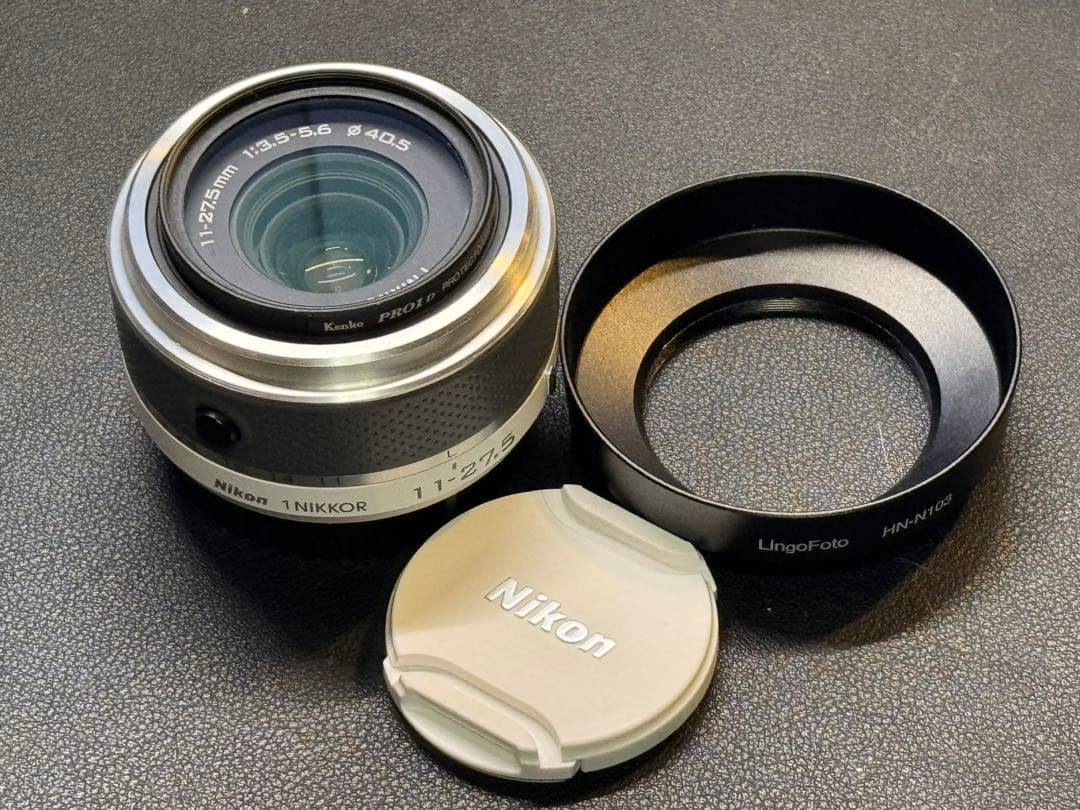 1 NIKKOR 11-27.5mm f/3.5-5.6 白 互換品フード付き
