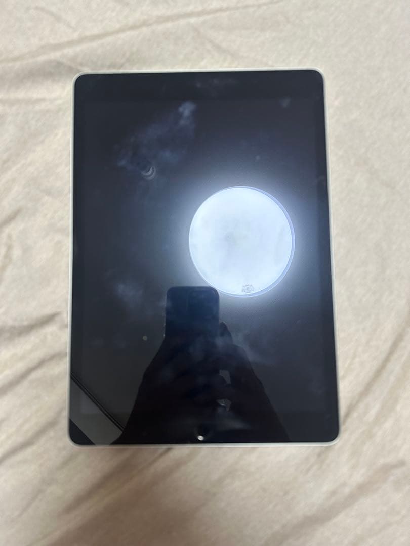 iPad 64GB シルバー Wi-Fiモデル