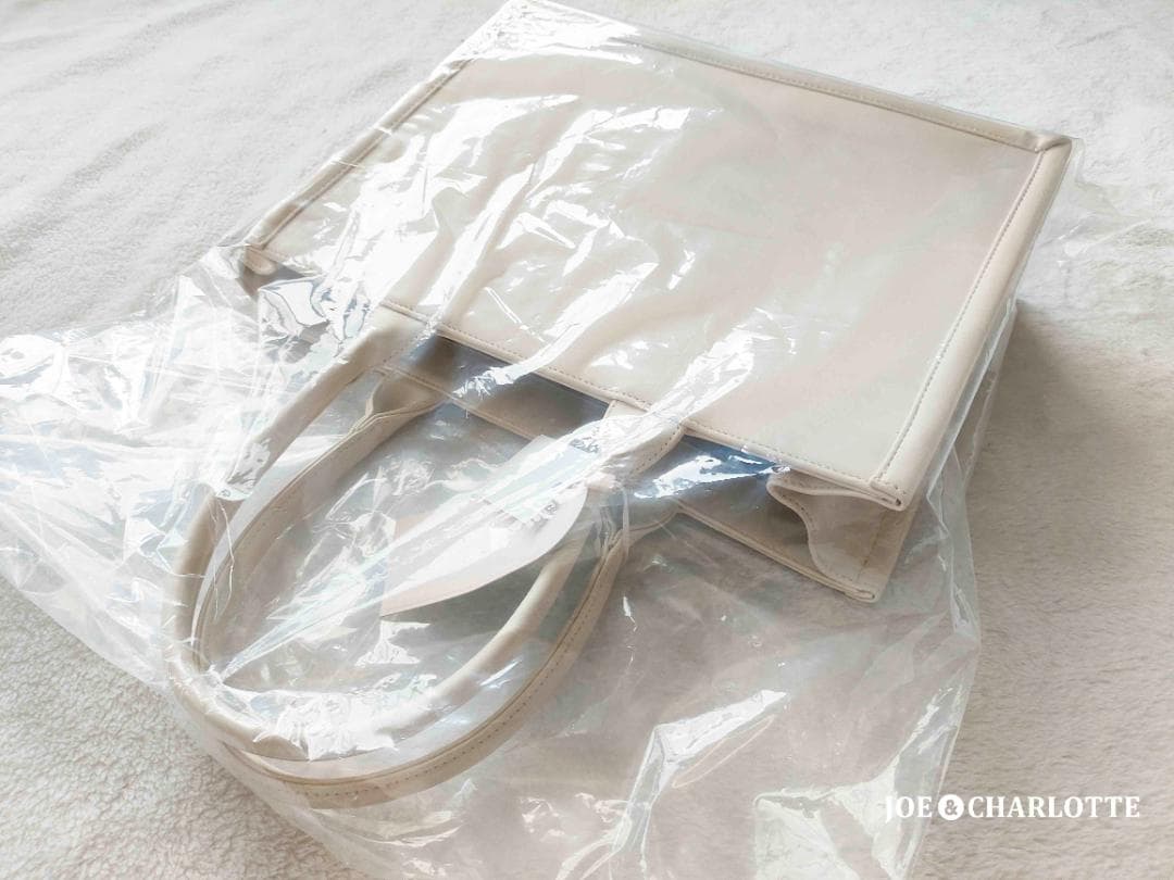 ダーリッチ Darich ロゴレザートートバッグ アイボリー IVO