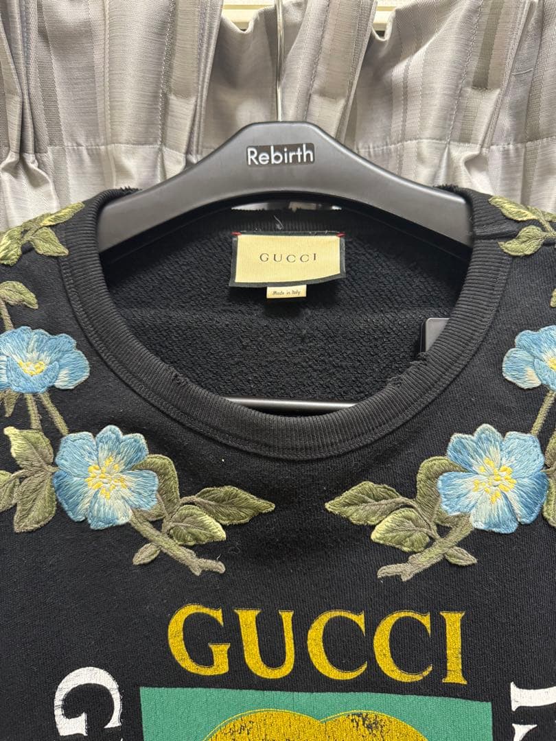 gucci 花柄刺繍　フラワースウェット