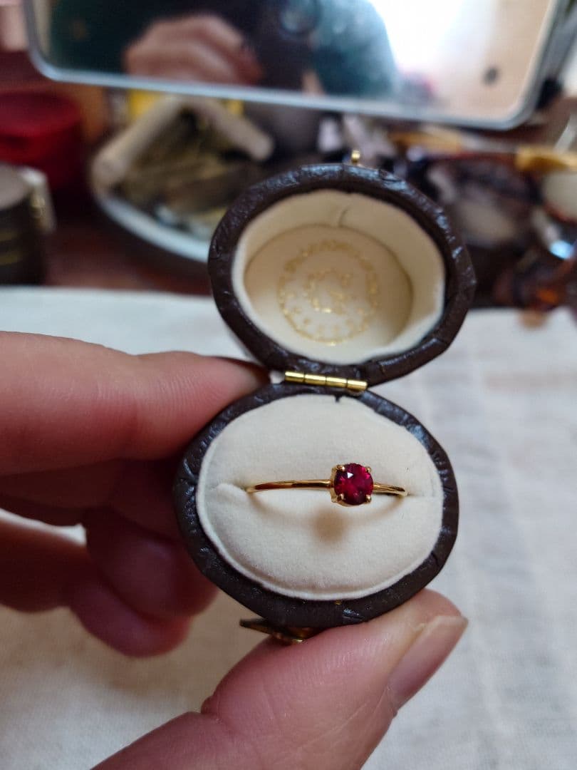 レッドスピネル　優美堂　リング　k18 12号