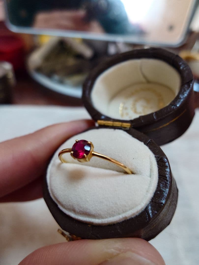 レッドスピネル　優美堂　リング　k18 12号