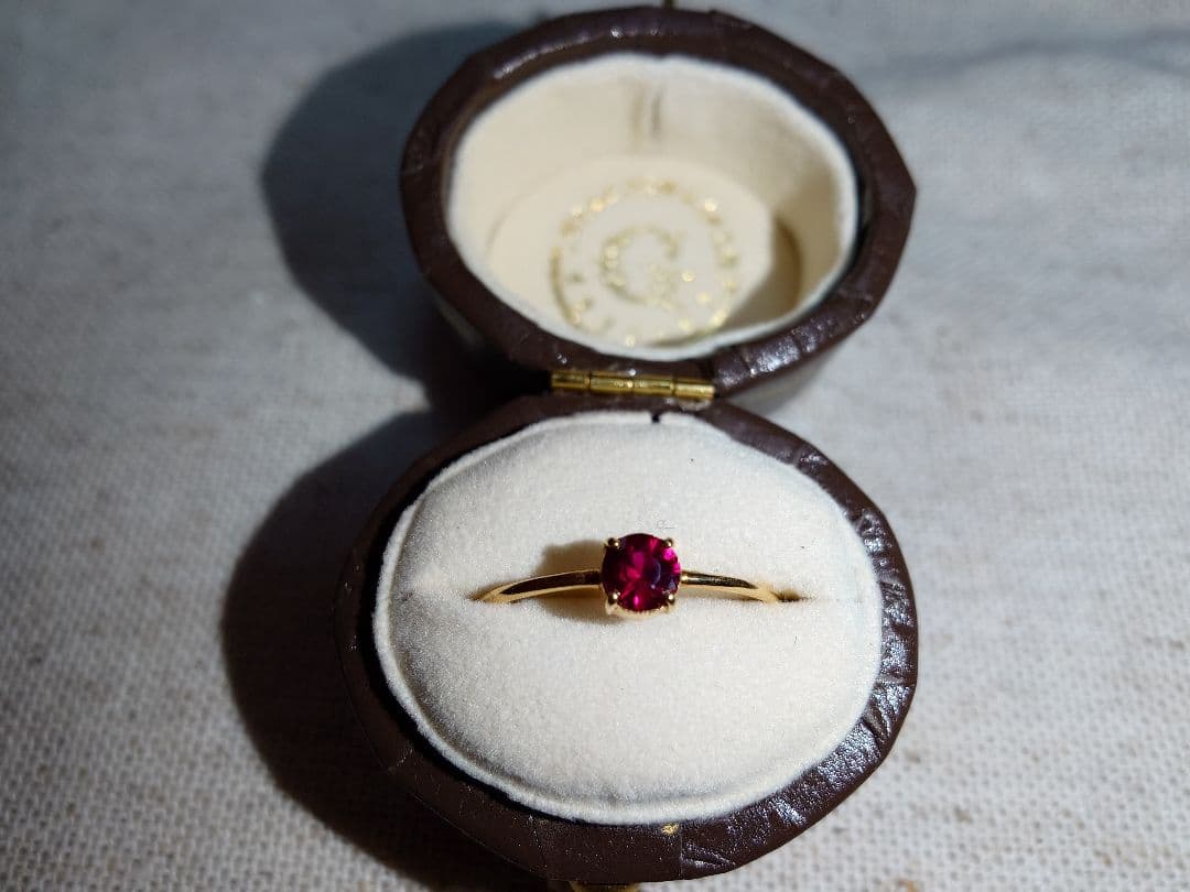 レッドスピネル　優美堂　リング　k18 12号