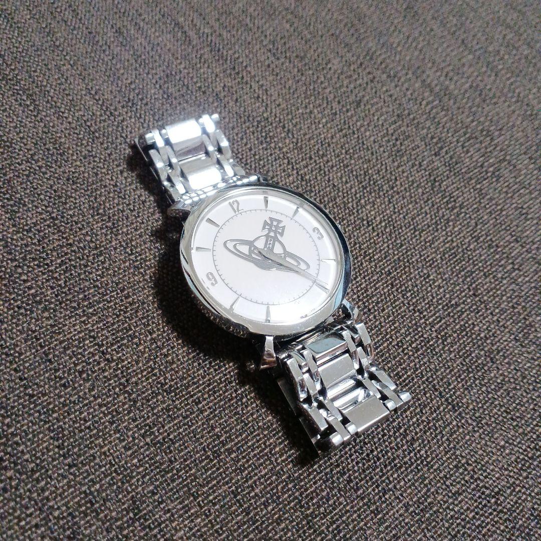 ヴィヴィアンウエストウッド　時計　レディース　シルバー　ホワイトピンク