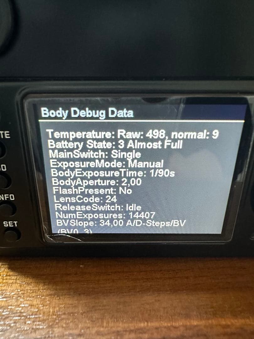 ライカ M9-P ブラックペイント バッテリー2個付きCCD対策済　777ゾロ目