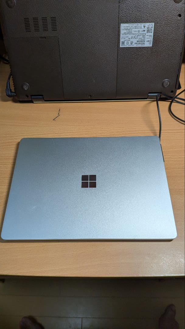 Microsoft Surface Laptop GO3 Office無し