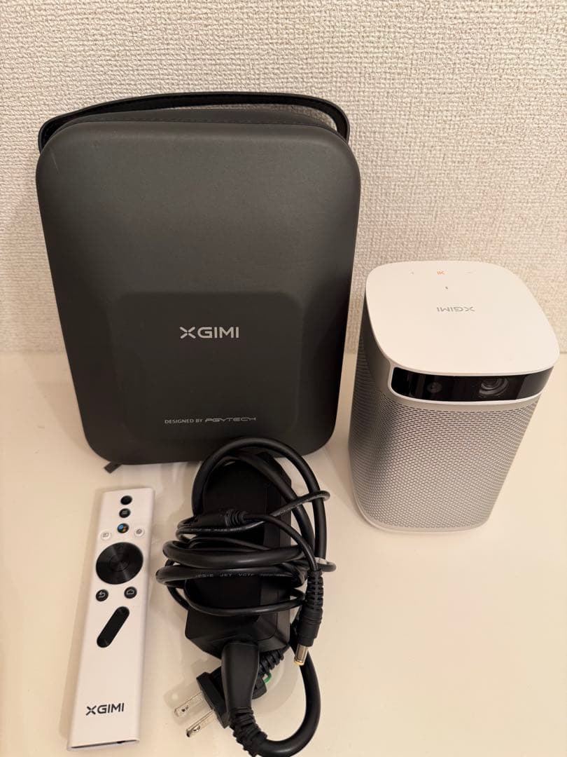 純正ケース付き　美品　XGIMI MOGO PRO プロジェクター　フルHD