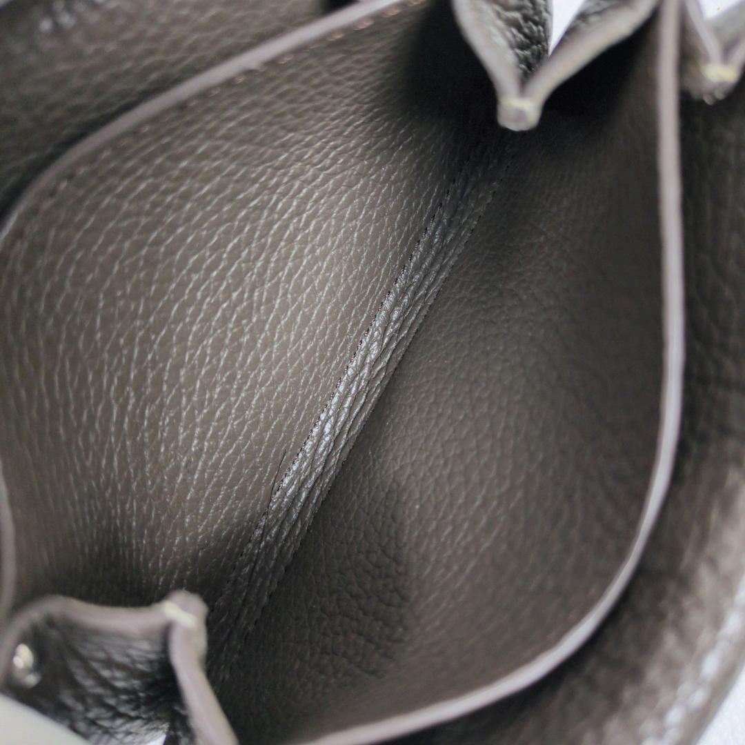 IACUCCI イアクッチ アバウォレット CERVO グレージュ 財布