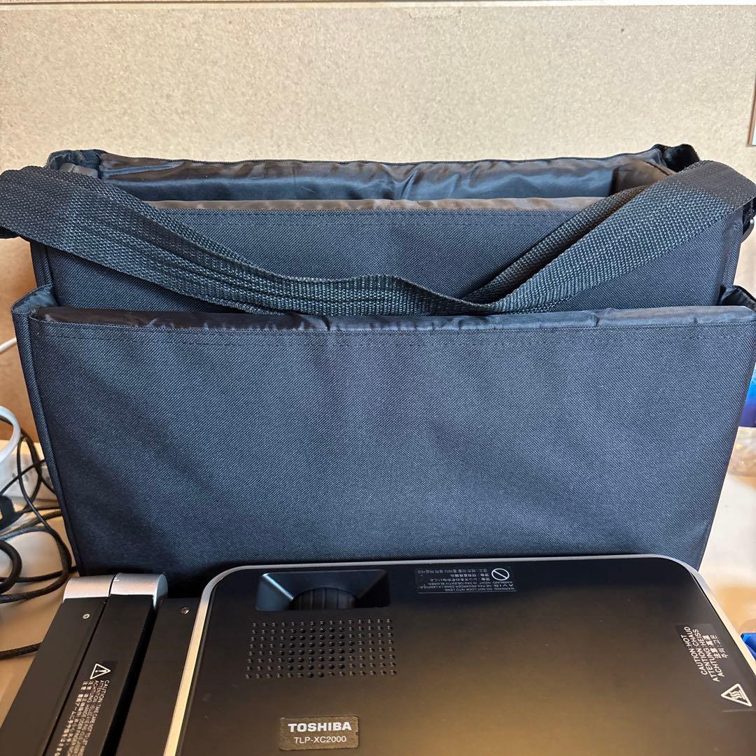 東芝 TLP-XC2000 プロジェクター