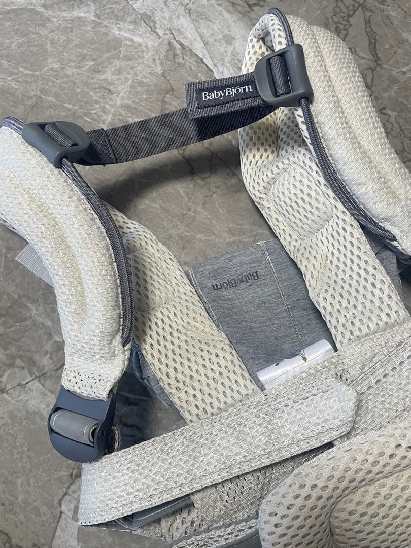 ベビービョルン抱っこ紐【美品】ハーモニー