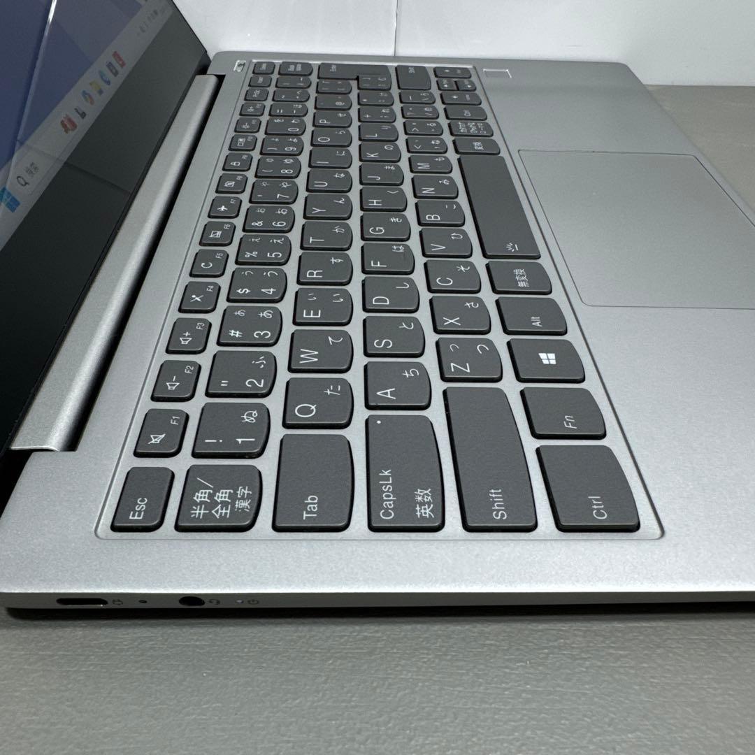 【超レア】レノボYOGA S730プラチナ☘️10世代i5☘️NVMe512GB