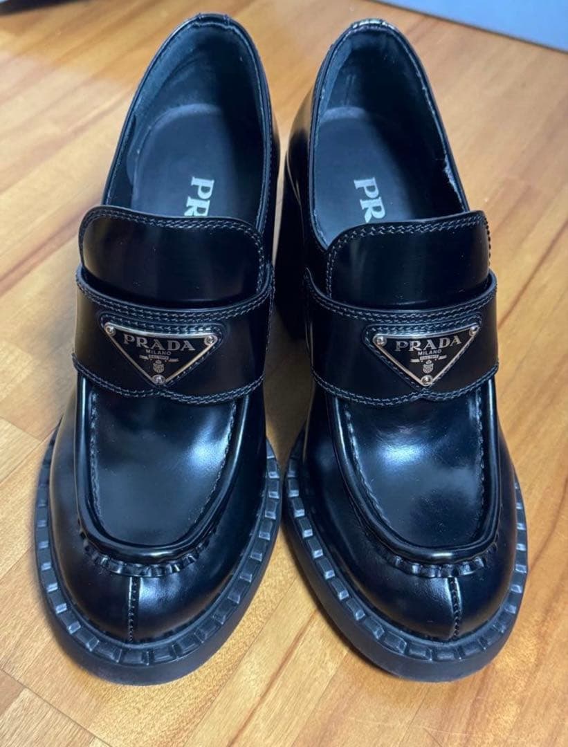 PRADA チョコレート ブラッシュドレザー ハイヒールローファー　35.5