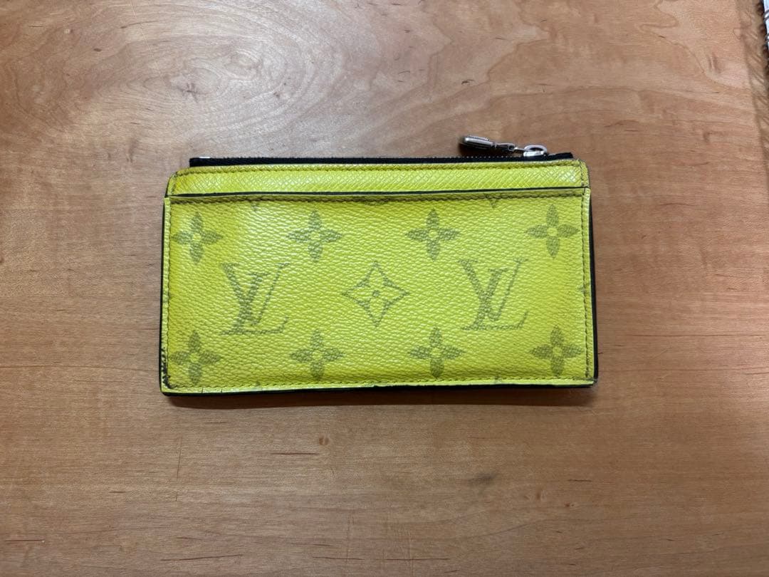 ルイヴィトン タイガラマ モノグラムエクリプス フラグメントケース