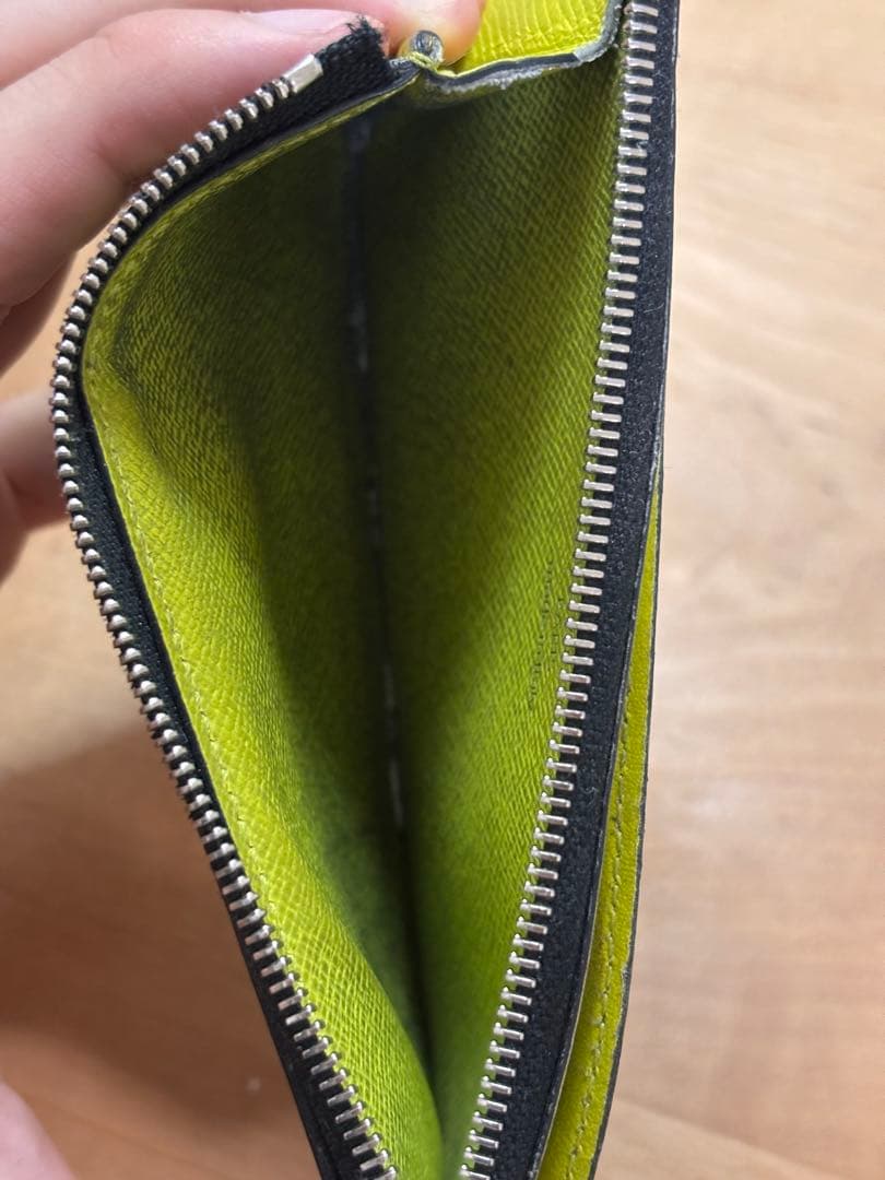 ルイヴィトン タイガラマ モノグラムエクリプス フラグメントケース