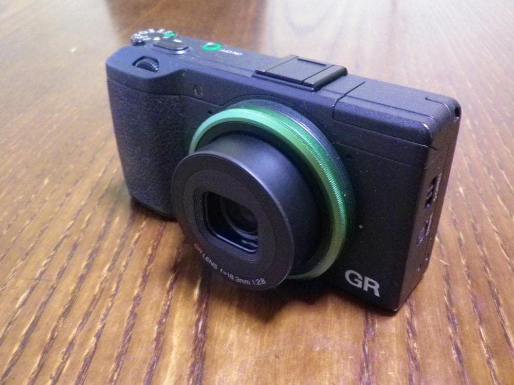 値下げ！リコー　RICOH　初代GR (APS-C)本体 + バッテリー2個付き