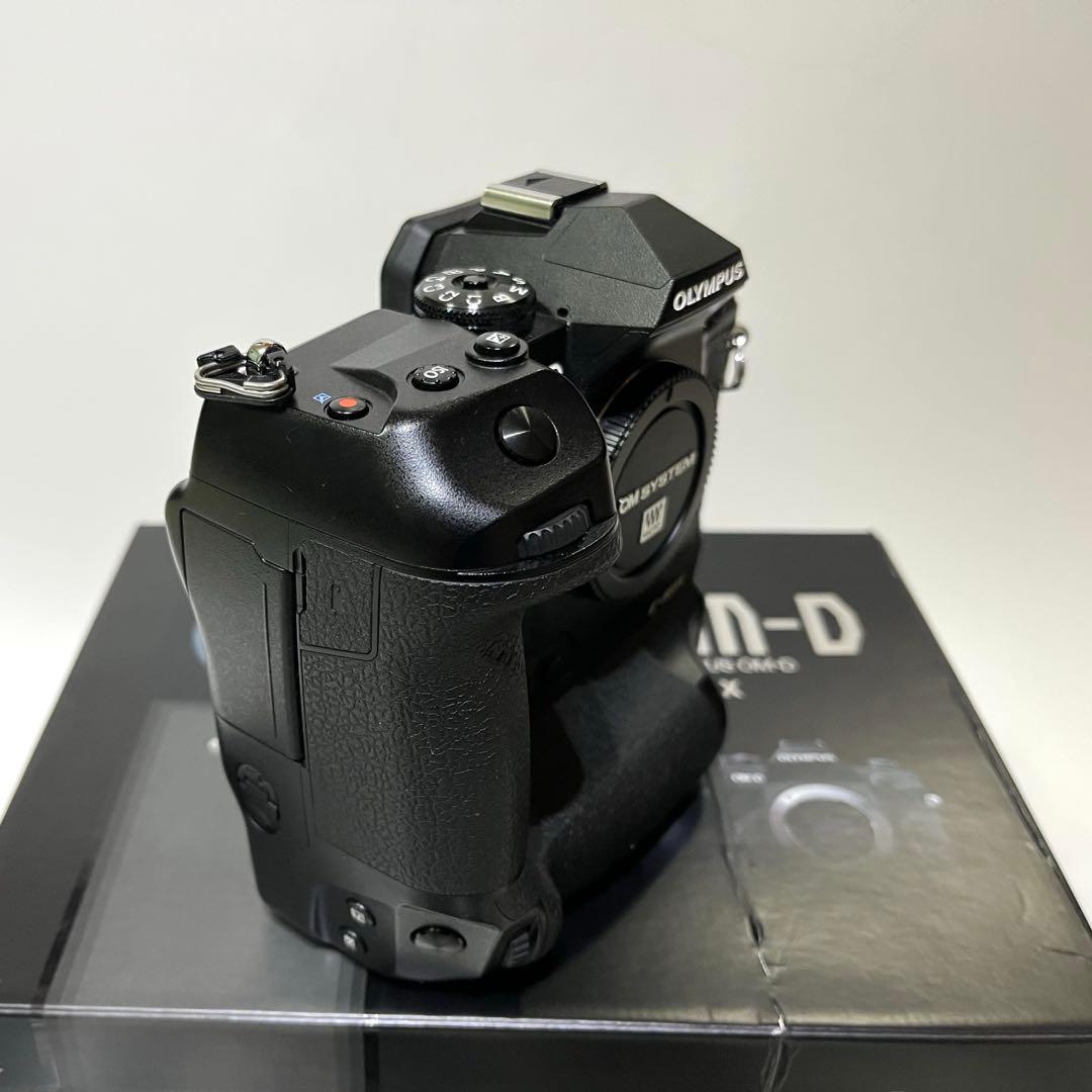 OLYMPUS OM-D E-M1X《S数7806回》