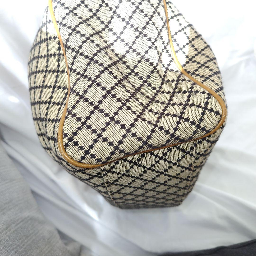 【本日2/8限定値下げ】GUCCI ダイヤモンドパターン ハンドバッグ