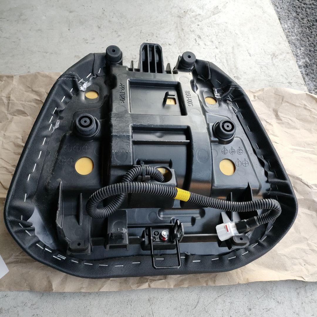 ヤマハトレーサー９GT+（2023年モデル）のコンフォートヒートシート