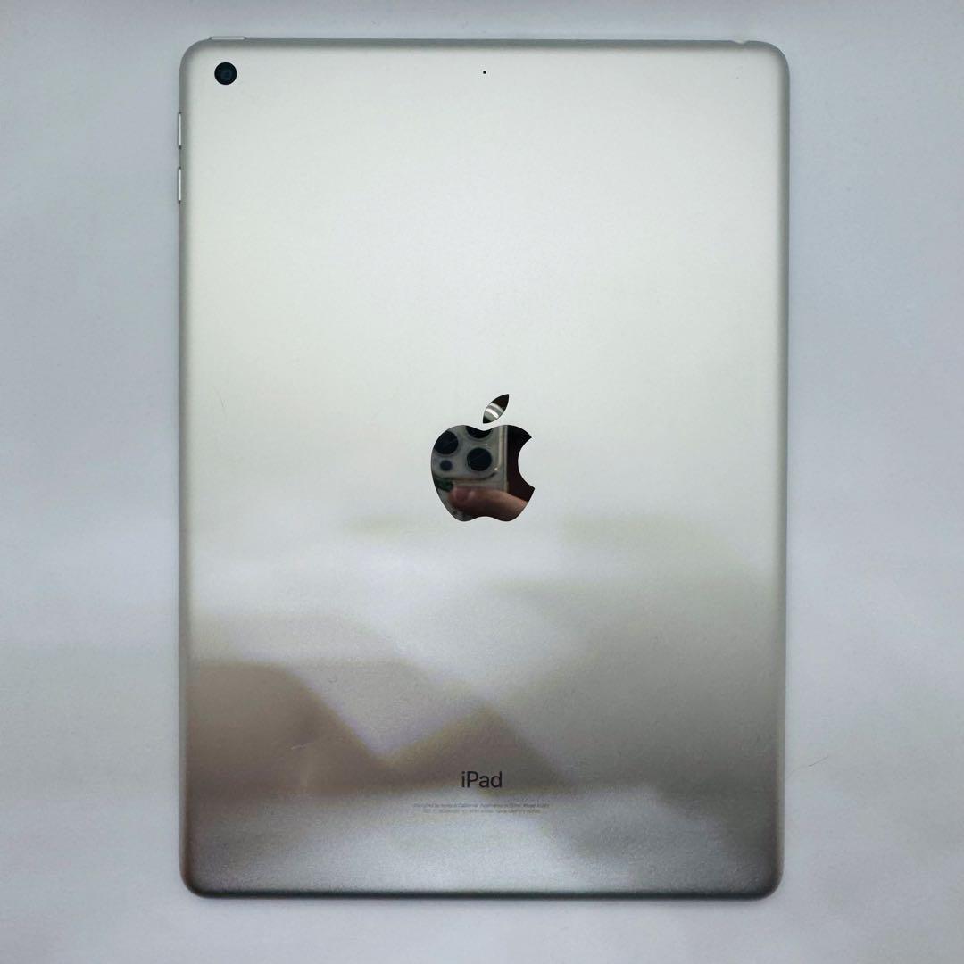 【新品バッテリー】iPad6 32GB本体 シルバーWiFiモデル